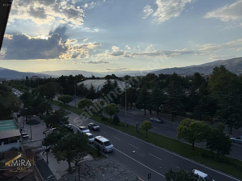 Miralife'dan Halitpaşa Mah. Cadde Üzeri Satılık 3+1 — fotoğraf 6