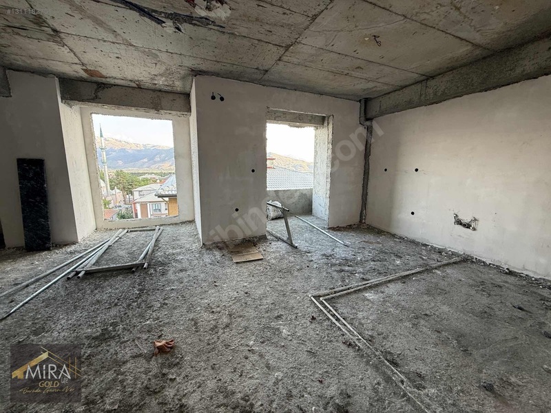 Miralife'dan Halitpaşa Mah. Cadde Üzeri Satılık 3+1 — fotoğraf 9