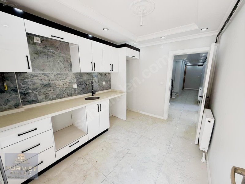 Bağlarbaşı Mah. 4+1 200m2 Asansörlü Dublex — fotoğraf 7