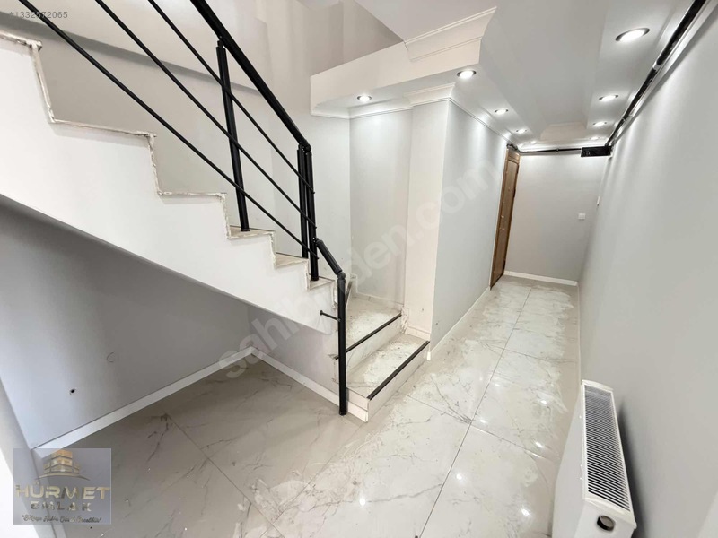 Bağlarbaşı Mah. 4+1 200m2 Asansörlü Dublex — fotoğraf 12