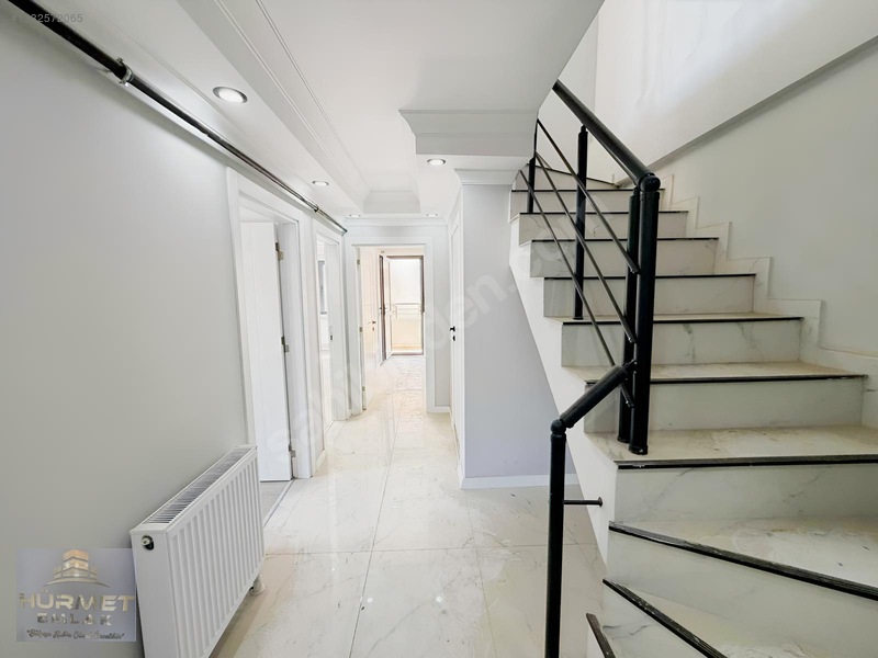 Bağlarbaşı Mah. 4+1 200m2 Asansörlü Dublex — fotoğraf 13