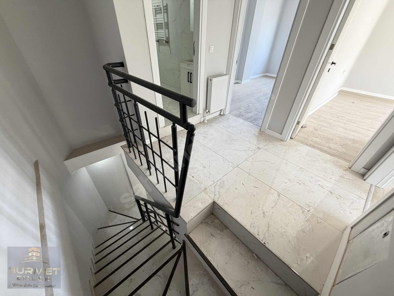 Bağlarbaşı Mah. 4+1 200m2 Asansörlü Dublex — fotoğraf 31