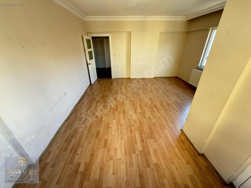 Cami Mah. Site İçerisinde Asansörlü 3+1 140M2 Arakat