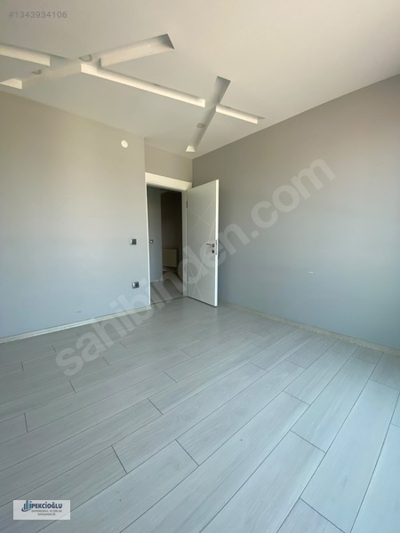 **165 M² 3+1 | Park Yanı | Şok Market Üzeri | Sahile Yakın** — fotoğraf 27