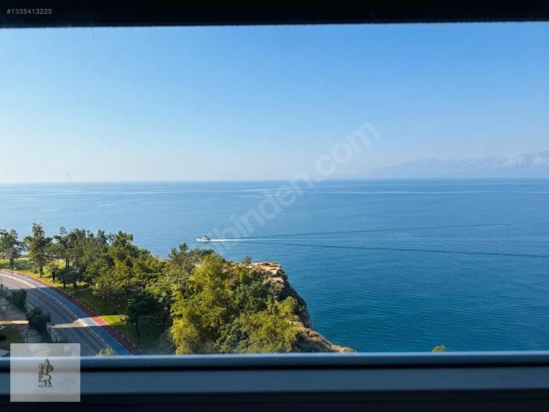 Eski Lara Caddesi Denize Sıfır Kiralık 3+1 Tadilatlı Çift Banyo — fotoğraf 4