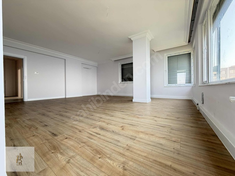 Eski Lara Caddesi Denize Sıfır Kiralık 3+1 Tadilatlı Çift Banyo — fotoğraf 7