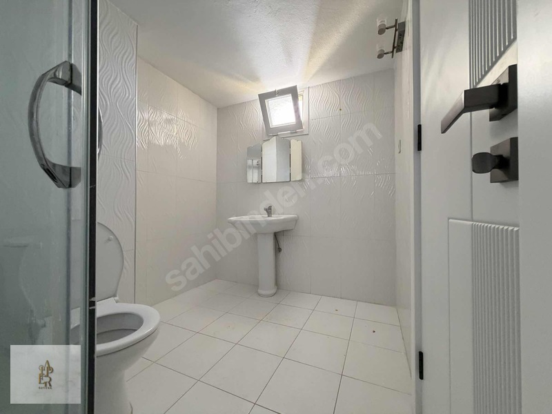 Eski Lara Caddesi Denize Sıfır Kiralık 3+1 Tadilatlı Çift Banyo — fotoğraf 23
