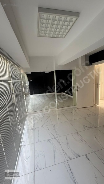Konyaaltı Liman'da Ara Yola Cephe 70m2 2+1 Kiralık İşyeri — fotoğraf 11