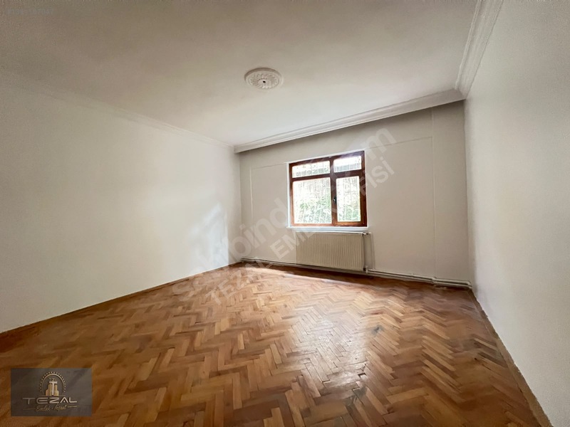 Ayvalı Seval Caddesi Yakını 4+1 Giriş Kat Geniş Bakımlı Daire — fotoğraf 14