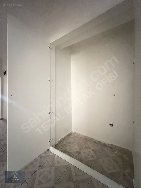 Ayvalı Seval Caddesi Yakını 4+1 Giriş Kat Geniş Bakımlı Daire — fotoğraf 20