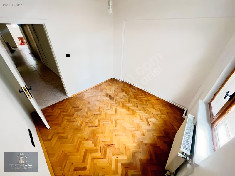 Ayvalı Seval Caddesi Yakını 4+1 Giriş Kat Geniş Bakımlı Daire — fotoğraf 30