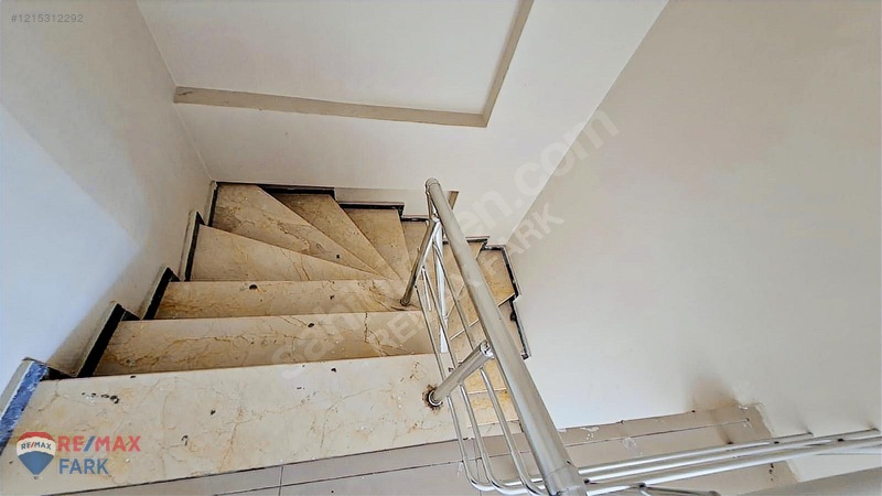 Çayırova Rahmi Dibek Cad. Üzerinde 330m² 3 Katlı Kiralık Dükkan — fotoğraf 9