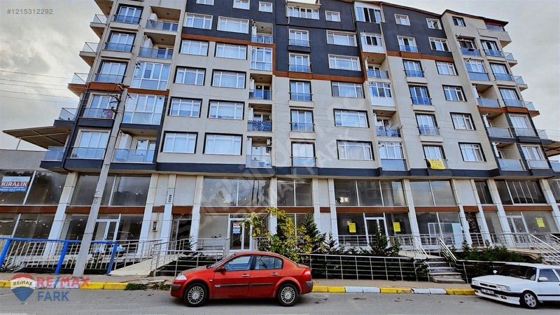 Çayırova Rahmi Dibek Cad. Üzerinde 330m² 3 Katlı Kiralık Dükkan — fotoğraf 21
