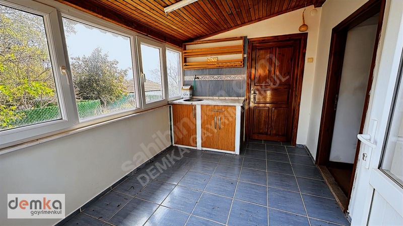 Seferihisar Orhanlı'da Satılık Bakımlı Taş Ev — fotoğraf 13