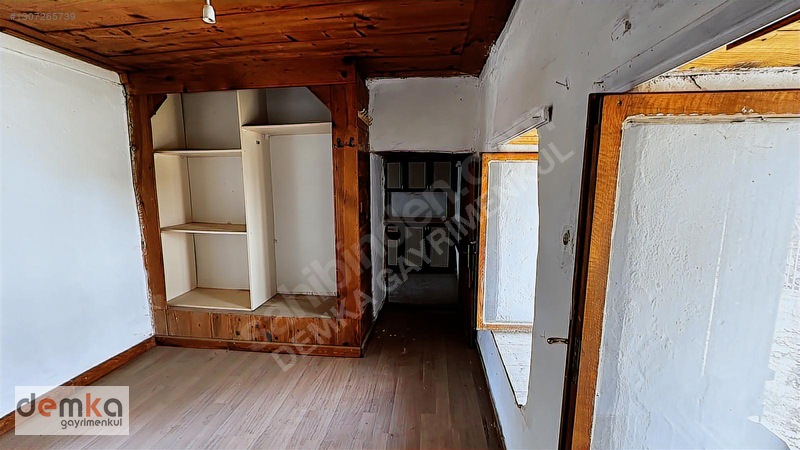 Seferihisar Orhanlı'da Satılık Bakımlı Taş Ev — fotoğraf 31