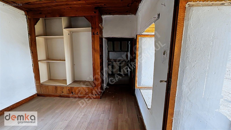 Seferihisar Orhanlı'da Satılık Bakımlı Taş Ev — fotoğraf 32