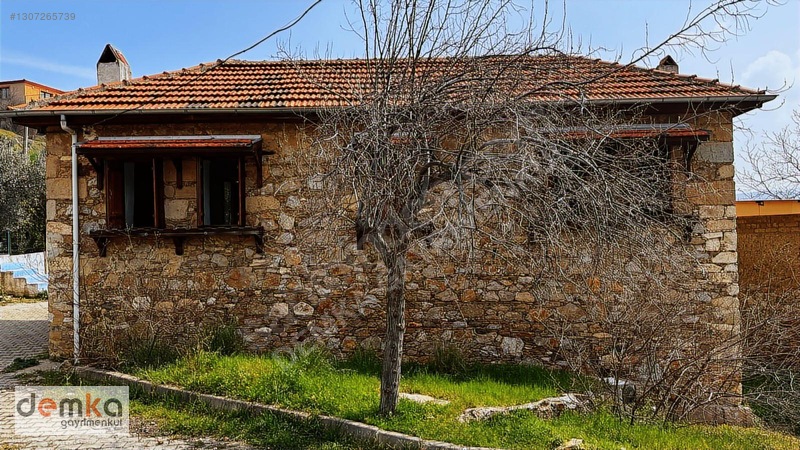 Seferihisar Orhanlı'da Satılık Bakımlı Taş Ev — fotoğraf 44