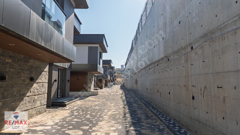 Alacaatlı Saka Villaları'nda Sıfır Natamam 6+2 Satılık Villa — fotoğraf 2