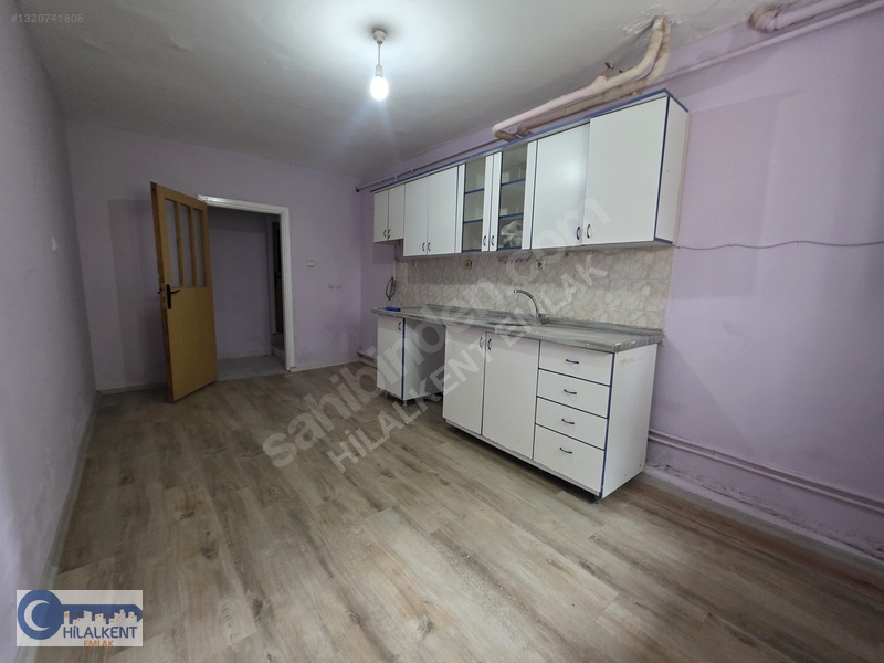 Uygun Fiyatlı 2+1 Bodrum Kat Daire — fotoğraf 3