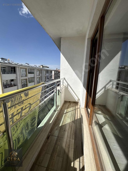 Beşyolda Merkezi Konumd Kiralık 1+1 Daire | Cera Global Gyo — fotoğraf 5