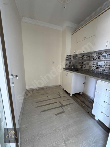 Beşyolda Merkezi Konumd Kiralık 1+1 Daire | Cera Global Gyo — fotoğraf 9