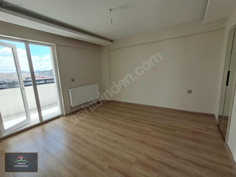 İvarota'dan Kılavuz Mah.istanbul Park Karşısı Sıfır Lux 3+1 — fotoğraf 8
