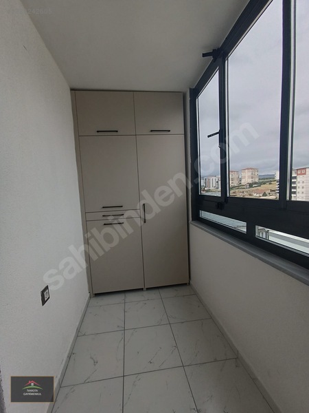 İvarota'dan Kılavuz Mah.istanbul Park Karşısı Sıfır Lux 3+1 — fotoğraf 17