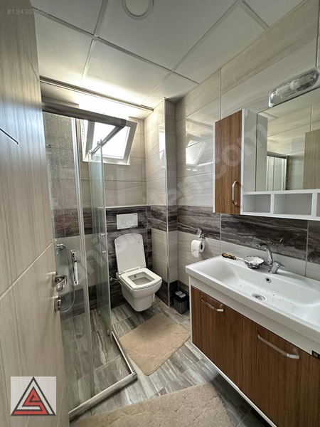 Ataşehir'den Çobanlı Tramvay Durağı Altında Fulleşyalı 1+1 Daire — fotoğraf 10