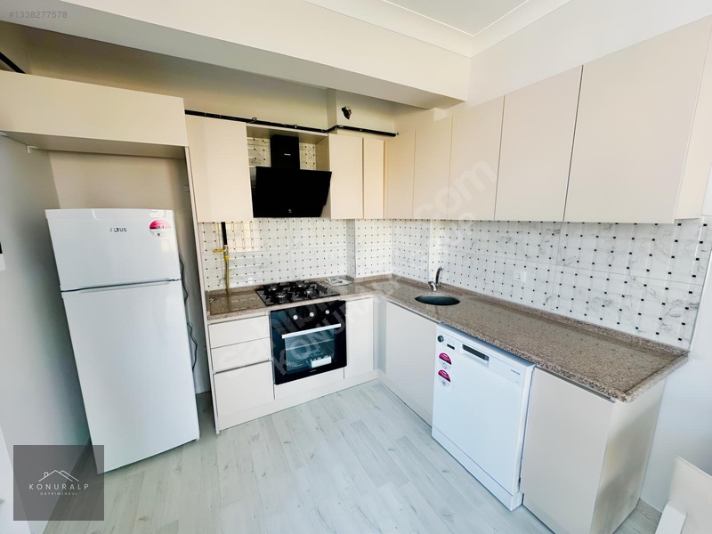 Konuralp Grup'tan Sıfır Eşyalı,sıfır Bina,ana Cadde — fotoğraf 6