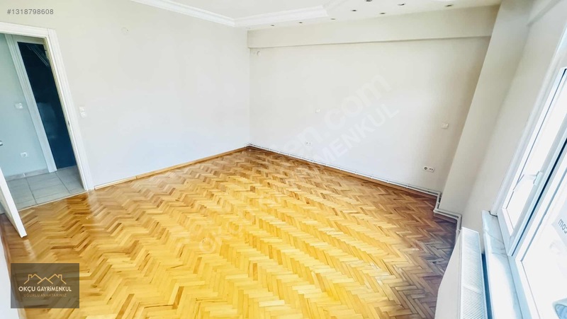 Okçu Gayrimenkulden Yeşilköy'de Sahile Çok Yakın Boş 3+1 Ara Kat — fotoğraf 11