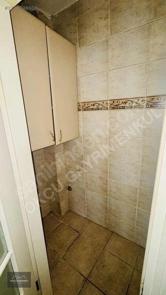Okçu Gayrimenkulden Yeşilköy'de Sahile Çok Yakın Boş 3+1 Ara Kat — fotoğraf 24