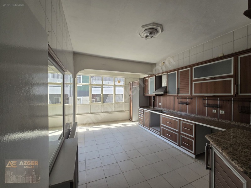 Ali Azger'den Yenişehir'de Kiralık 4+1 Daire — fotoğraf 2