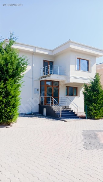 Eğribucak'Ta Site İçerisinde Kiralık Villa
