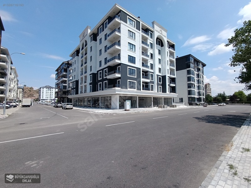 Büyükçavuşoğlu'ndan Matyar Royal Suit'de 2+1 Satılık Daire — fotoğraf 2