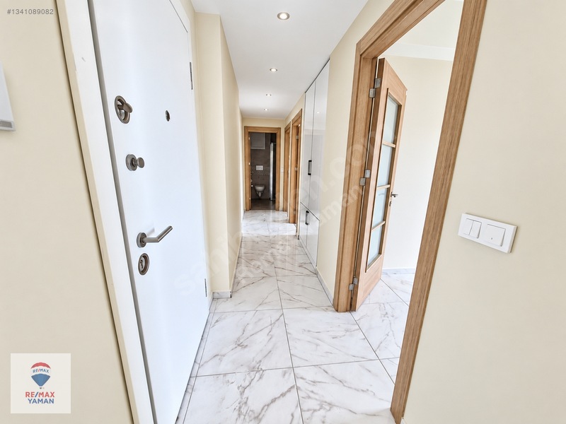 Manzara Kartal'da Havuz Manzaralı 2+1 Satılık Daire — fotoğraf 9