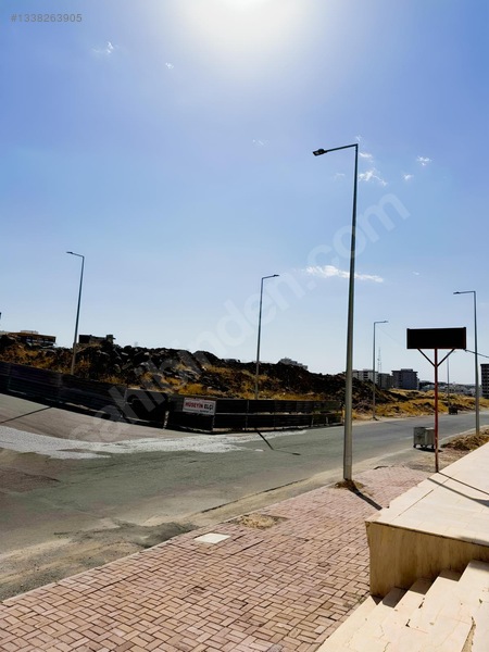 Komatlı Emlaktan Doğukentte Kiralık Dükkan — fotoğraf 10