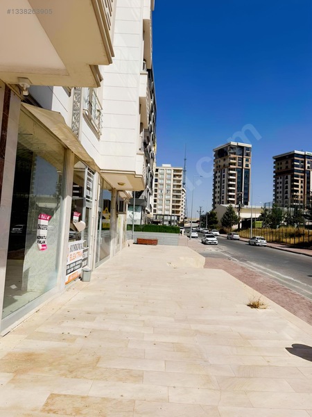 Komatlı Emlaktan Doğukentte Kiralık Dükkan — fotoğraf 13