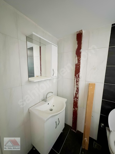 Fatih Eczanesi Arkasında Uygun Fiyat Sıfır Apart — fotoğraf 9