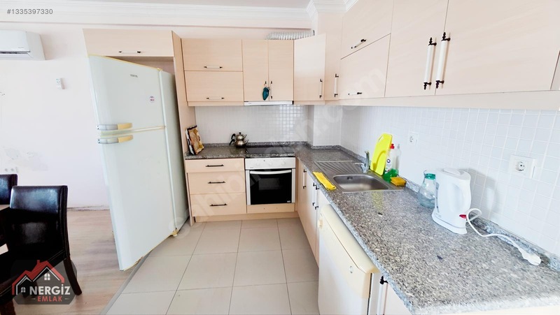 Adabükü Boğaziçi'nde Güzel Konumda Üst Kat 2+2 Satılık Daire — fotoğraf 10
