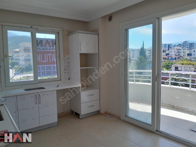 Han Yapı&emlak'tan Y.emre Mh'de Satılık 3+1 130mt² Arakat Daire — fotoğraf 4