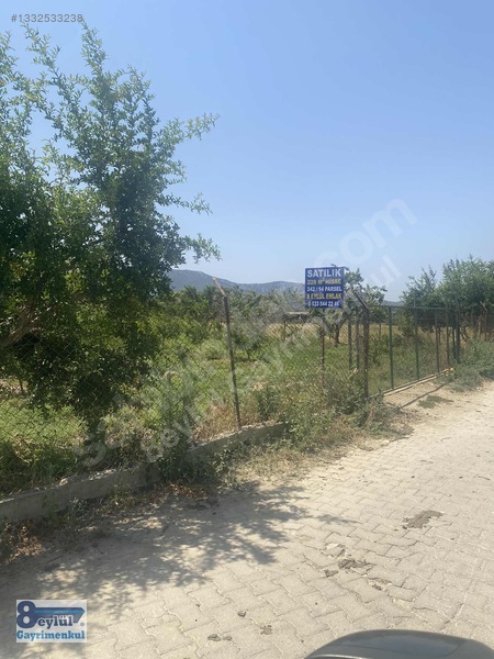 Selçuk Efes'te Kale Arkasında Satılık 2.736 M2 Bahçe — fotoğraf 2