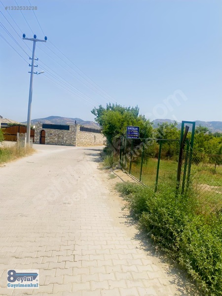 Selçuk Efes'te Kale Arkasında Satılık 2.736 M2 Bahçe — fotoğraf 3