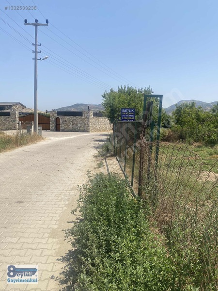 Selçuk Efes'te Kale Arkasında Satılık 2.736 M2 Bahçe — fotoğraf 7