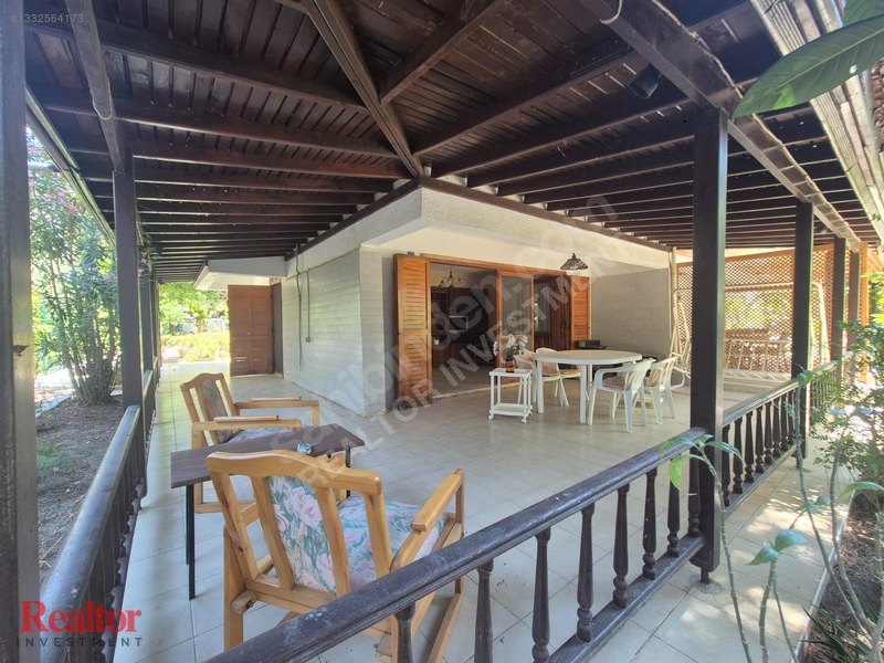 Kuşadası Mistur Sitesi Özel Plajlı Ve 160m² Bahçeli 3+1 Villa — fotoğraf 4