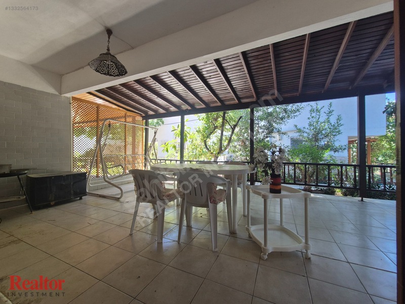 Kuşadası Mistur Sitesi Özel Plajlı Ve 160m² Bahçeli 3+1 Villa — fotoğraf 10
