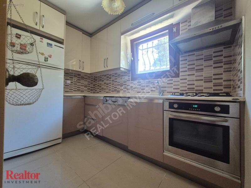 Kuşadası Mistur Sitesi Özel Plajlı Ve 160m² Bahçeli 3+1 Villa — fotoğraf 13