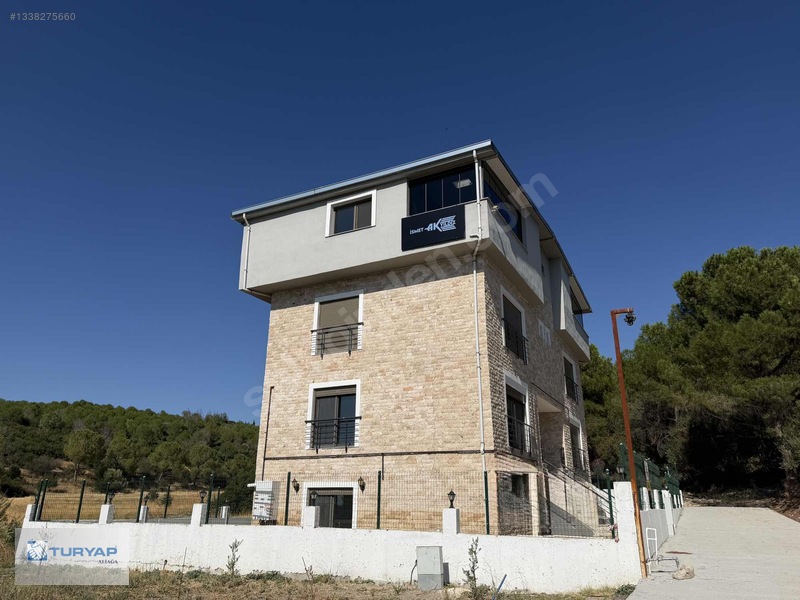 Aliağa Yalı Mah.de 3+2 Forleks Yerden Isıtmalı Bahçeli Villa
