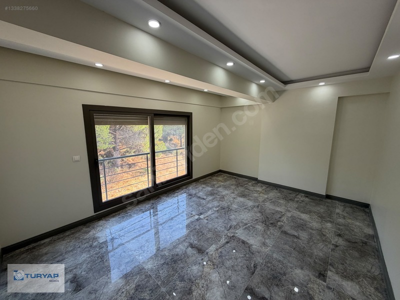 Aliağa Yalı Mah.de 3+2 Forleks Yerden Isıtmalı Bahçeli Villa — fotoğraf 23