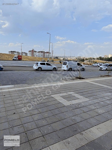 Onkoloji Bulvarı'nda Satılık 90m² Dükkan — fotoğraf 9