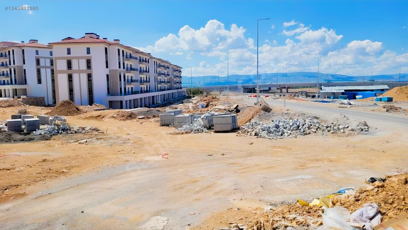 Murat Hatundan İkizcede Maski Satılık 3+1 Daire — fotoğraf 3